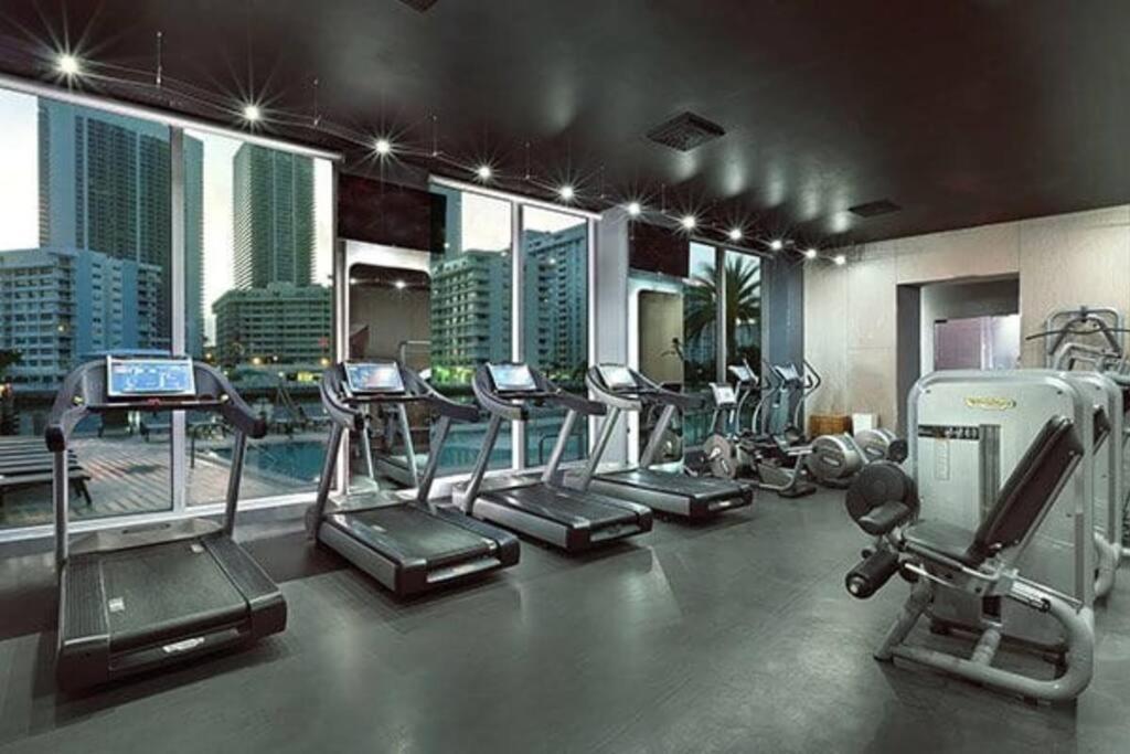 Ocean Views - Pool & Gym - Pet Friendly - Close To Beach Hallandale Beach Exterior foto