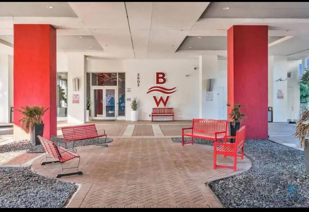 Ocean Views - Pool & Gym - Pet Friendly - Close To Beach Hallandale Beach Exterior foto